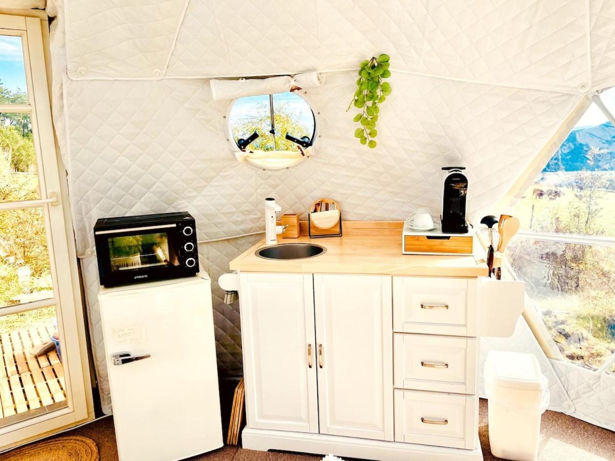 Hotel Glamping Hohe Wand - Zelt Mit Sternenfenster Und Whirlpool Maiersdorf Zewnętrze zdjęcie
