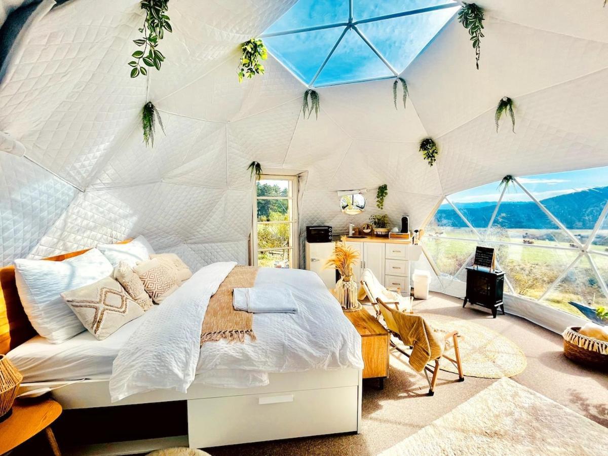 Hotel Glamping Hohe Wand - Zelt Mit Sternenfenster Und Whirlpool Maiersdorf Zewnętrze zdjęcie